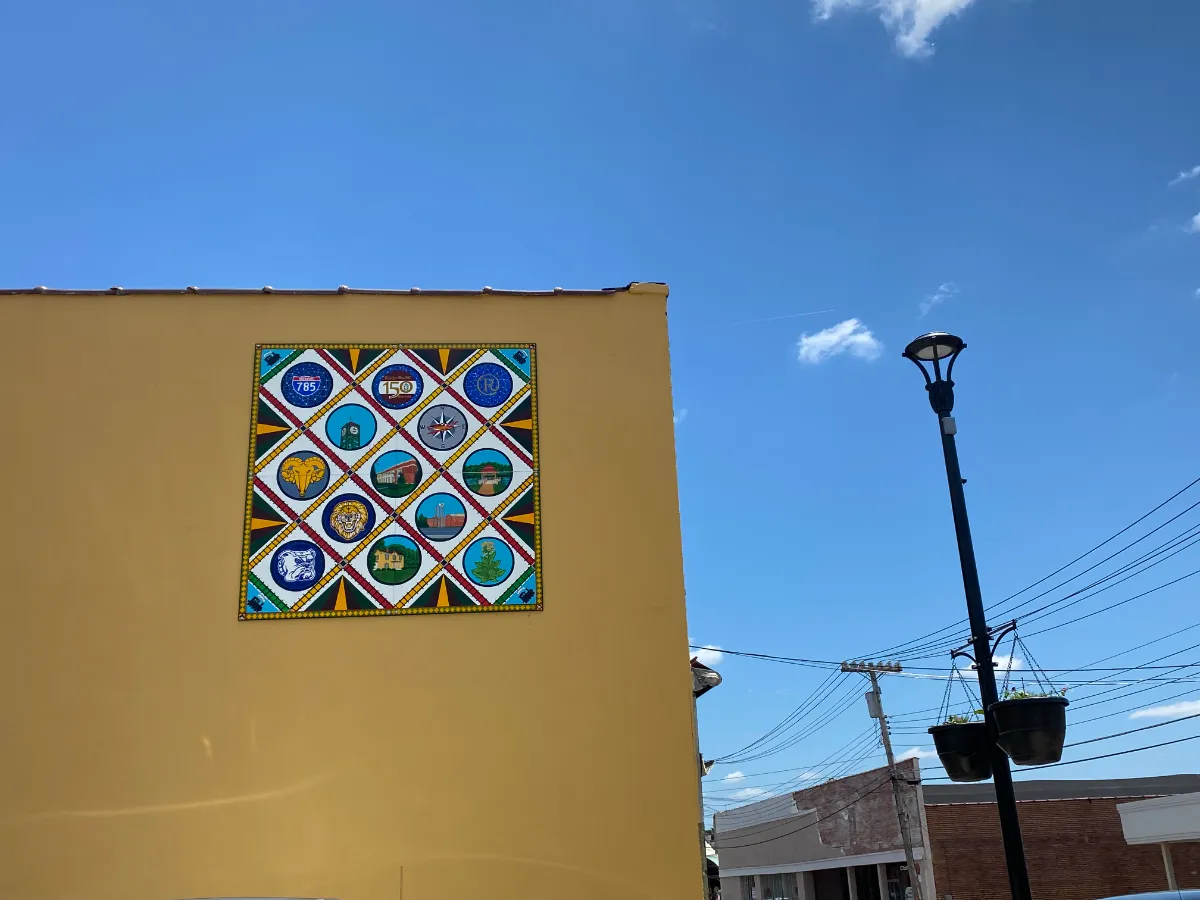 Quilt Trail Square - Downtown Reidsville