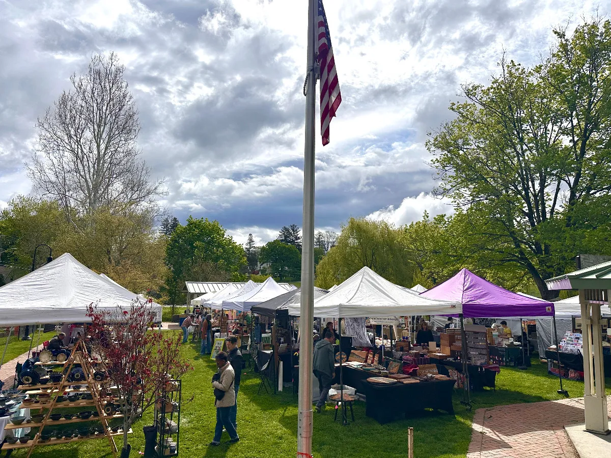 Fall Love Local Maker Market