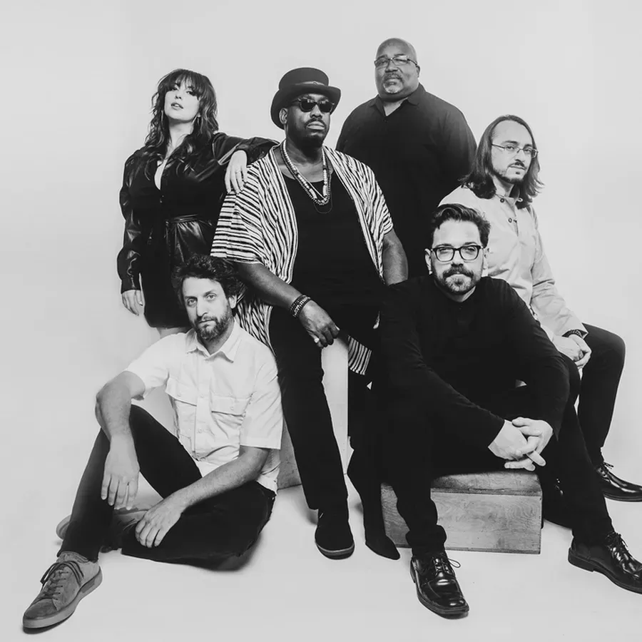 Gordon Sterling And The People with Px3