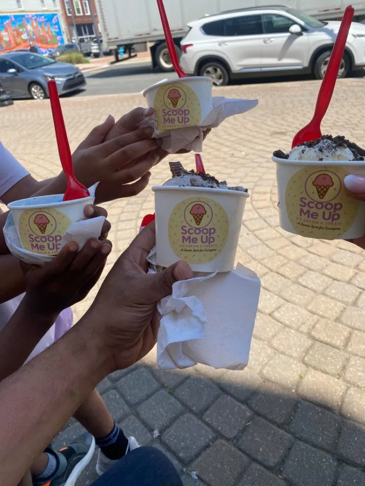Scoop Me Up