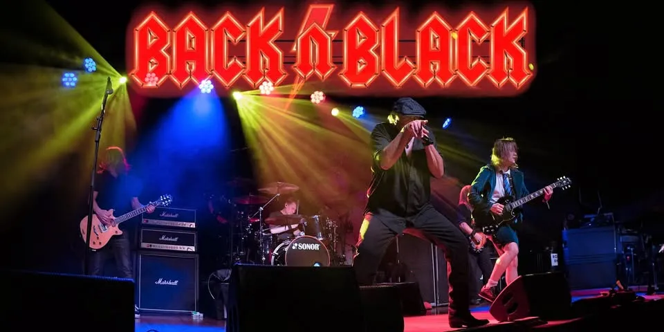 AC/DC Tribute - Back N Black | MadLife 9:55