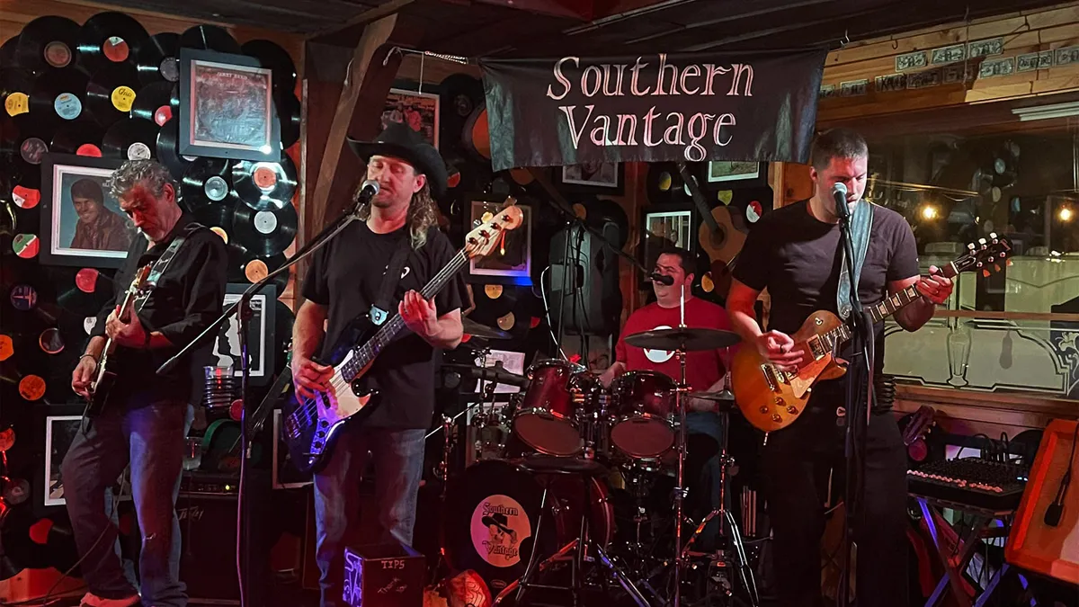 Southern Vantage LIVE at Marina Station