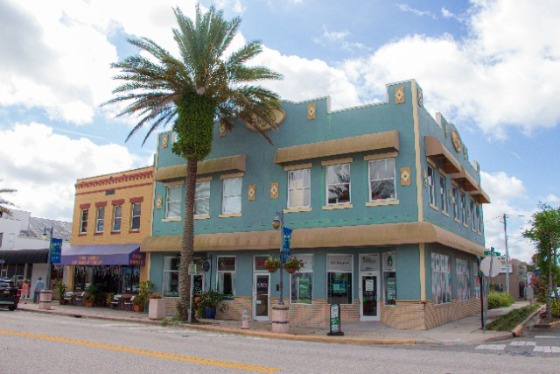 Canal St