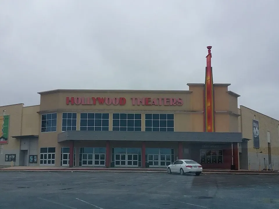 Hollywood Theater