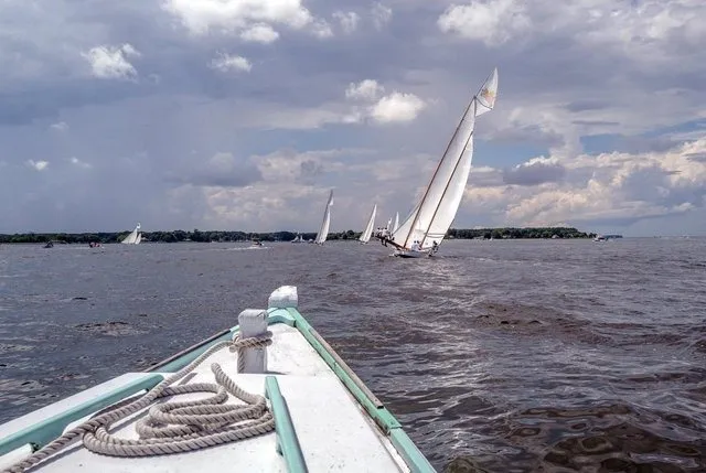 Log Canoe Racing