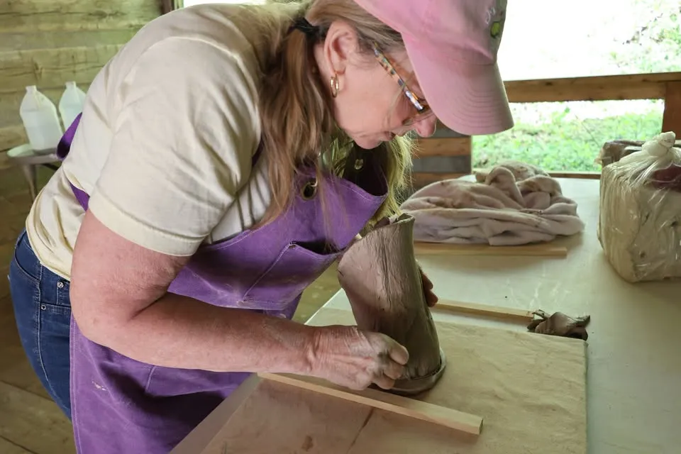 Traditional Handbuilding Pottery with Georgann Lanich