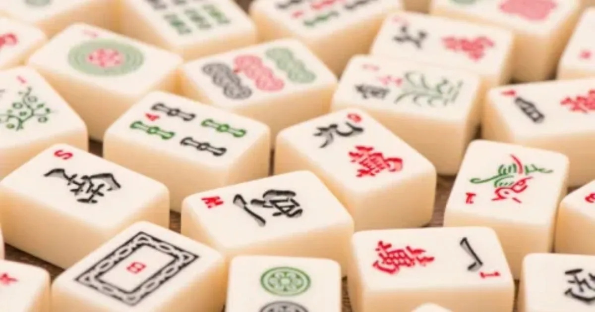 Mahjong Mondays (Ages 18+)