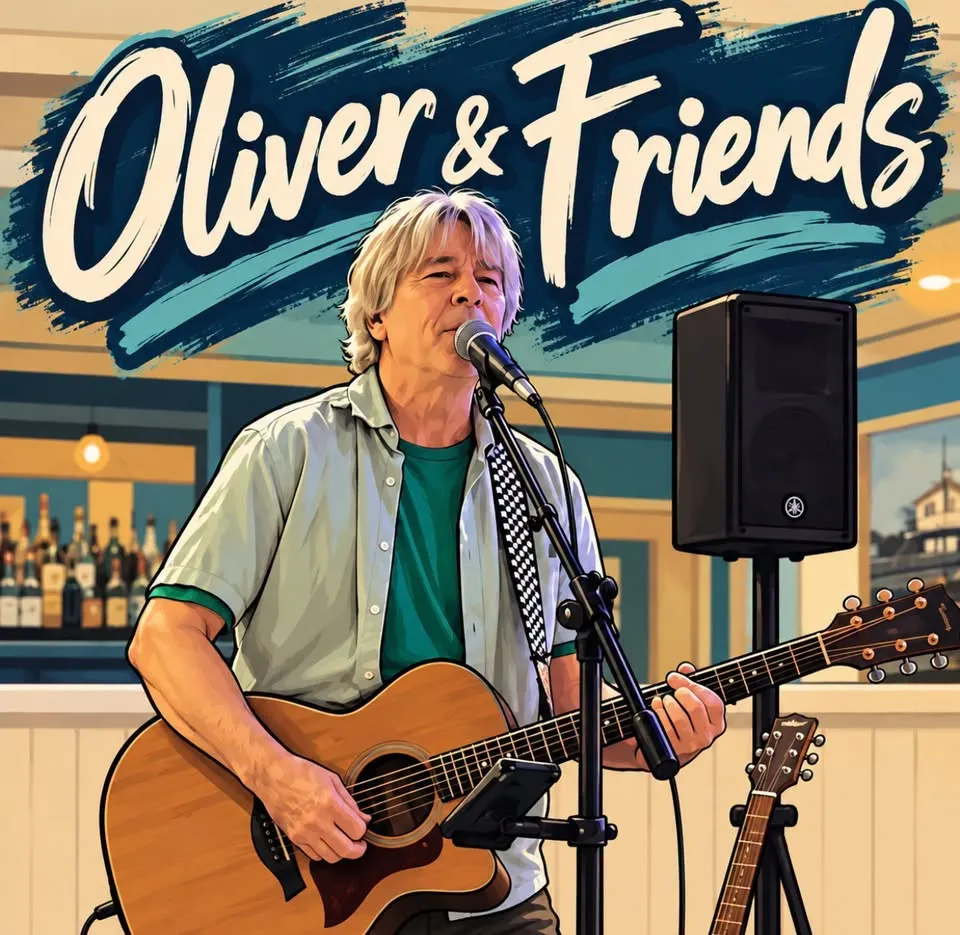 Live music at Foxy’s! Oliver & friends ✨