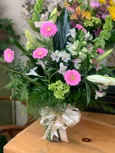 Buds & Blossoms Florist