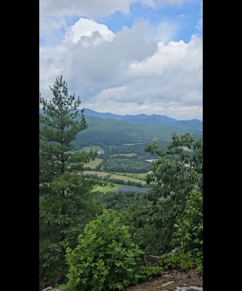 Guided Hike - Tennessee Rock Trail ($5)