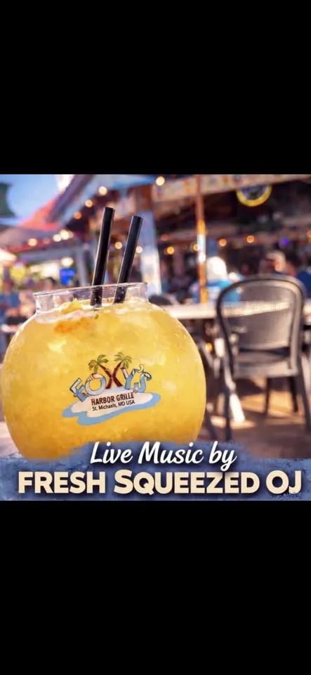 Live music at Foxy’s! Fresh Squeezed OJ! 🍊🎶