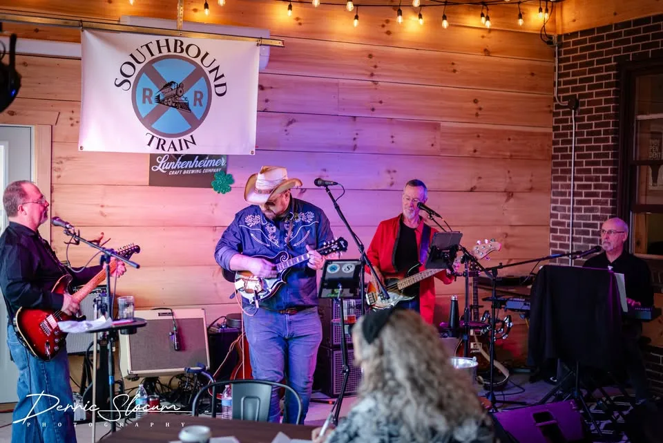 Southbound Train at Lunkenheimer Craft Brewing