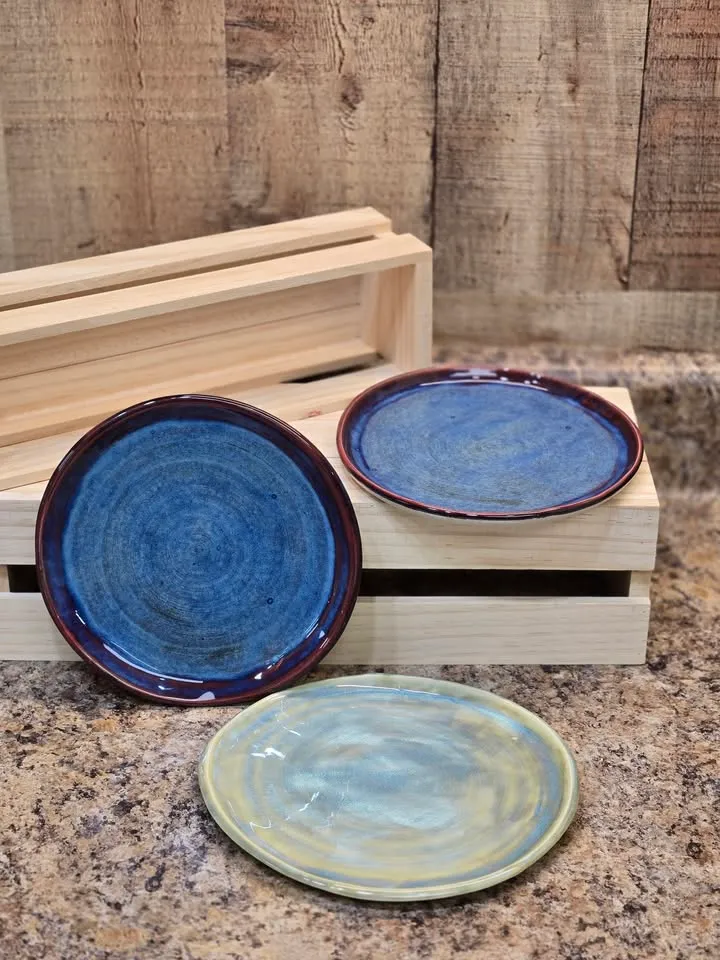 Stoneware Plate on the Wheel @ The Studio