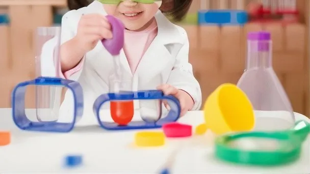 Science Sleuths (Gr. K-4)