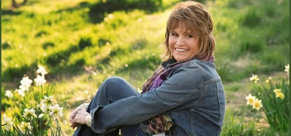 Medium Debbie Wojciechowski