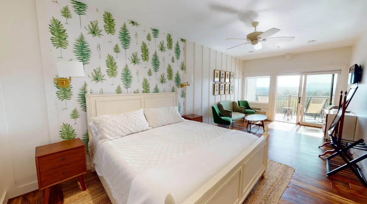 Big Creek Lodge Room 8