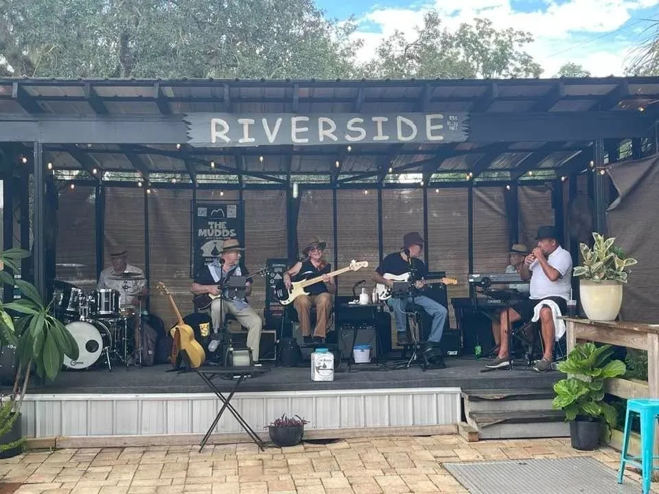 The Mudds Blues Band @ Bree's Riverside Restaurant Nobleton, FL