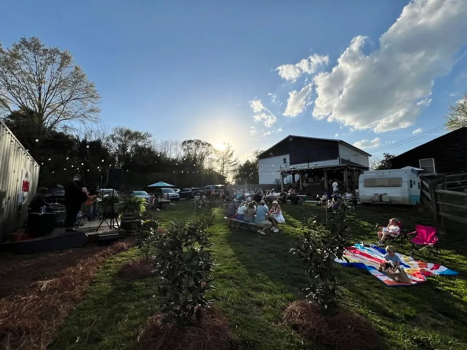 Live Music on the Lawn - Chuck Dale Smith Band
