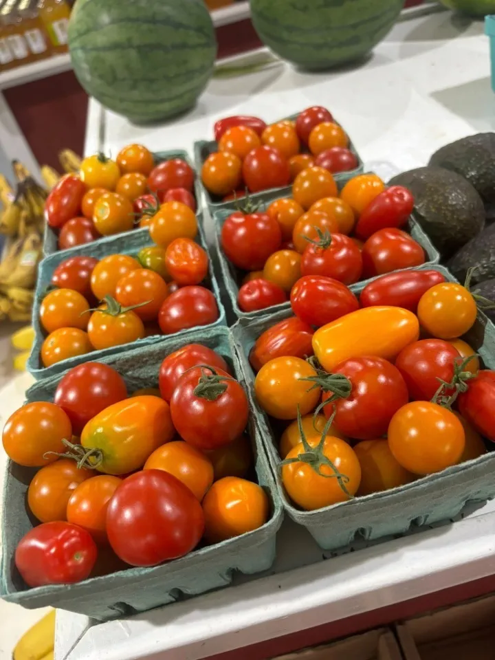 Farm To Go Farmers' Market in Slate Hill