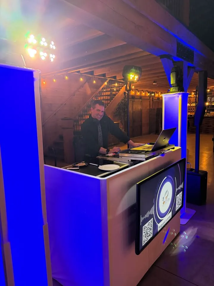 Single Event DJ Ron Hurne at the Winery
