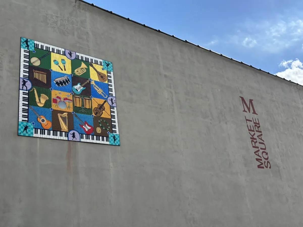 Quilt Trail Square - Market Square - Downtown Reidsville