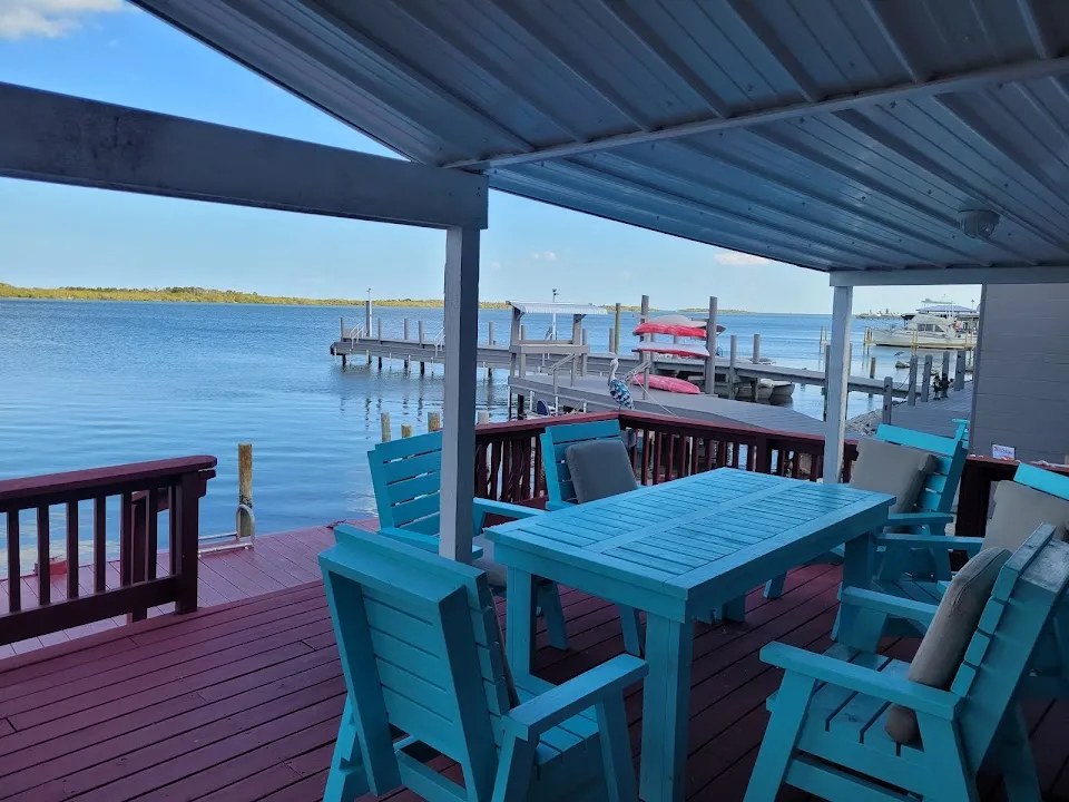 Lathrom's Landing RV Park & Fish Camp