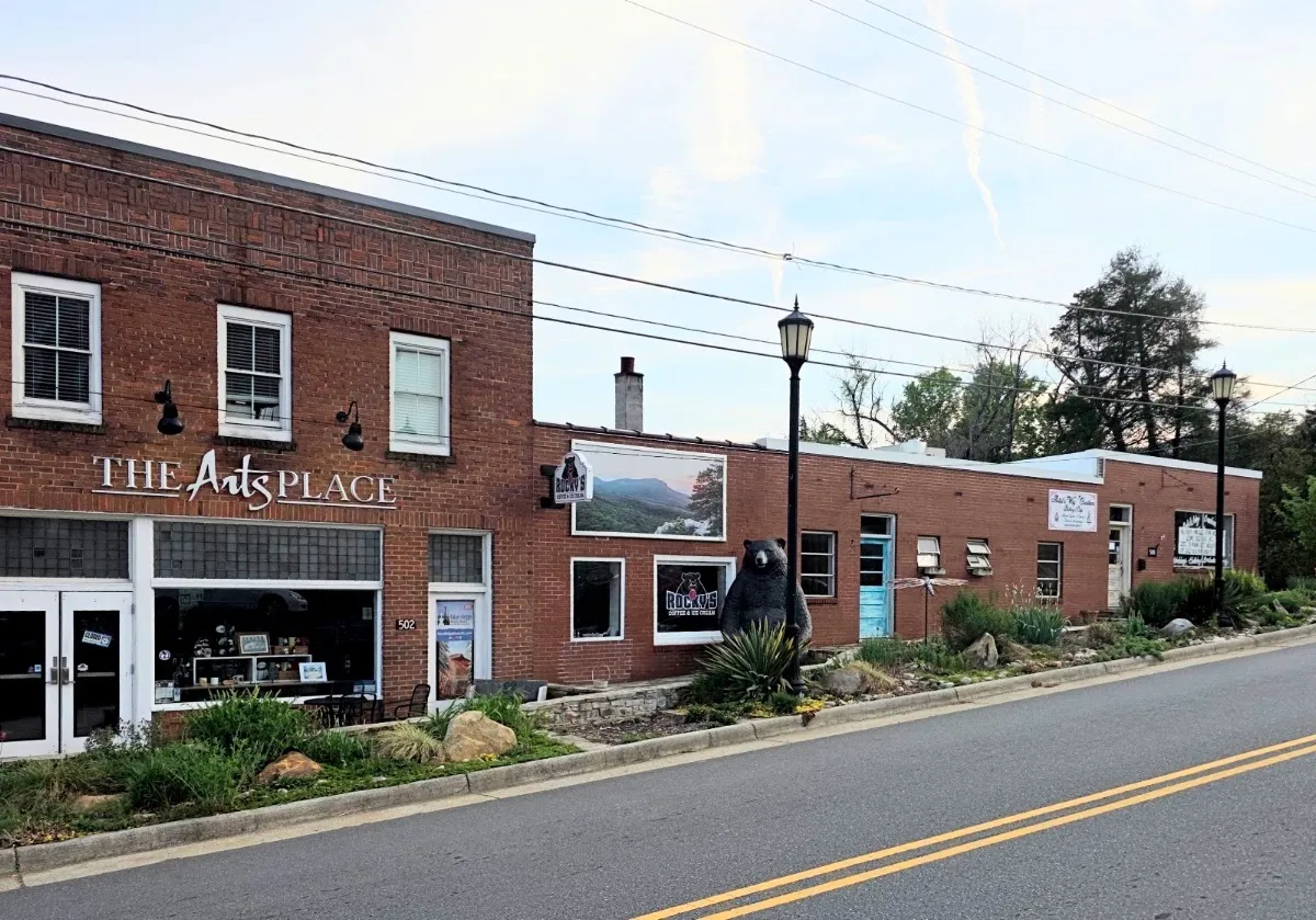 Rocky's Coffee & Ice Cream