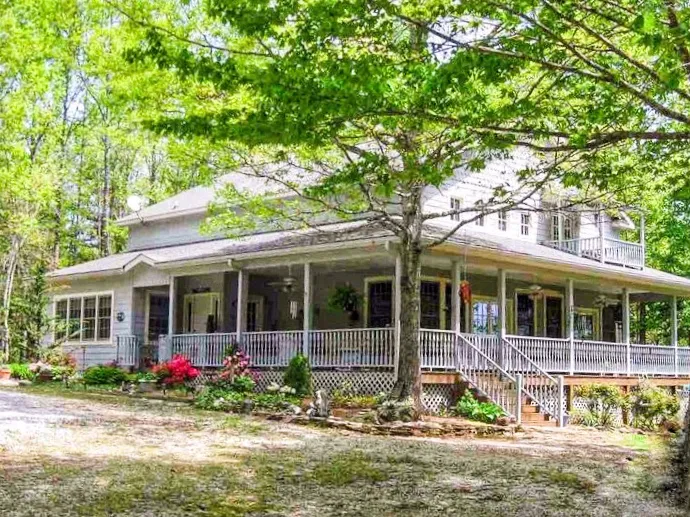 Chattooga Trails Bed & Barn