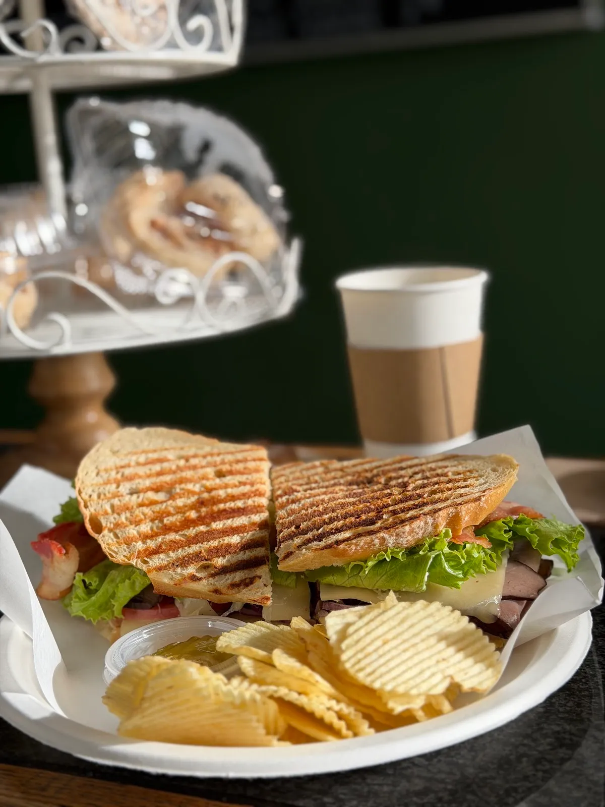 T's Coffee Shop
