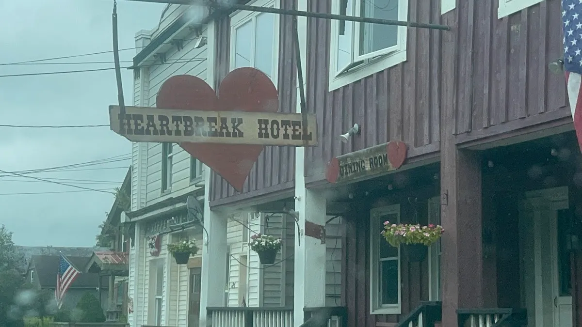 Heartbreak Hotel