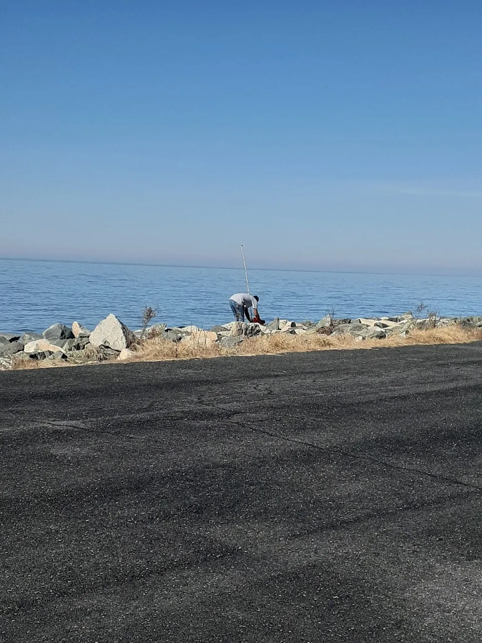 Black Walnut Point Fishing Area and Parking