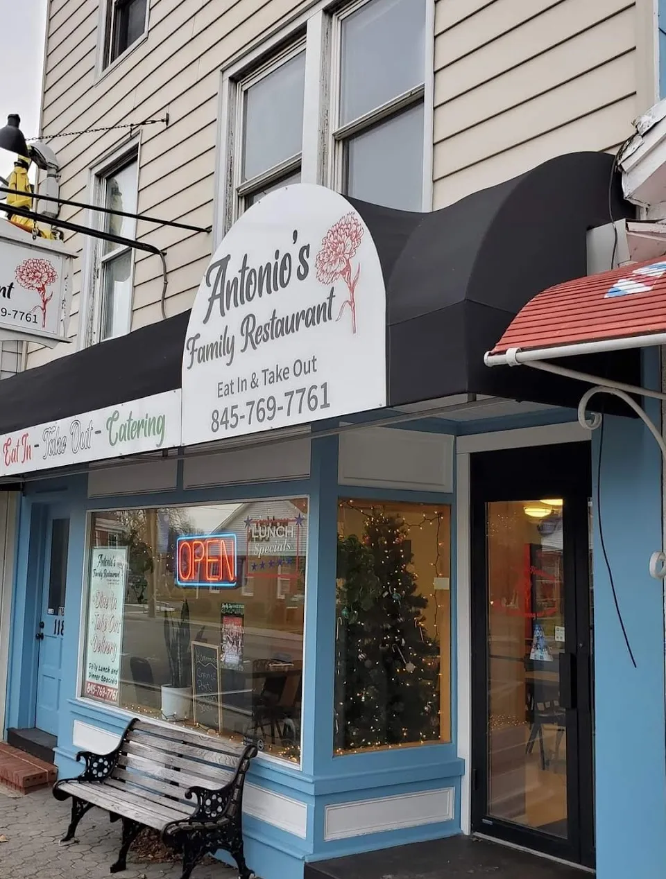 Antonio's Family Restaurant (Pizzeria Mexican & Italian)