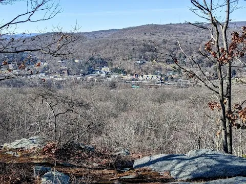 Tuxedo Lookout