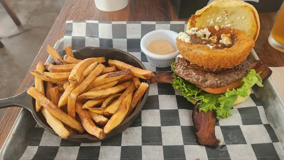 RUDE BURGER