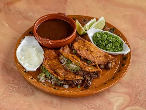 Lo Nuestro Mexican Bistro