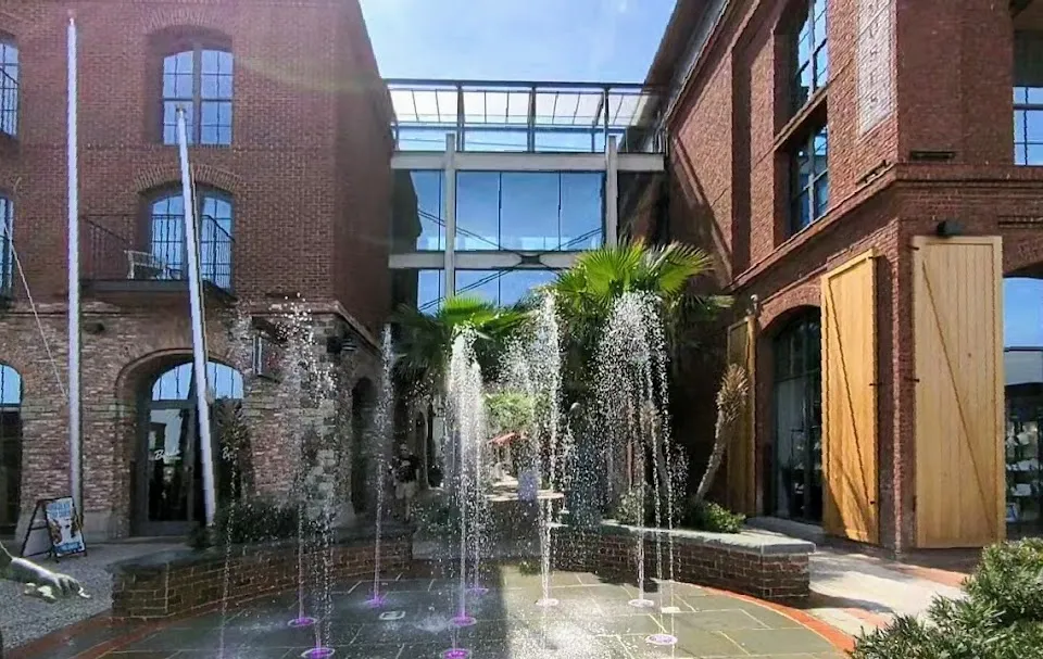 Kessler Collection - Plant Riverside District