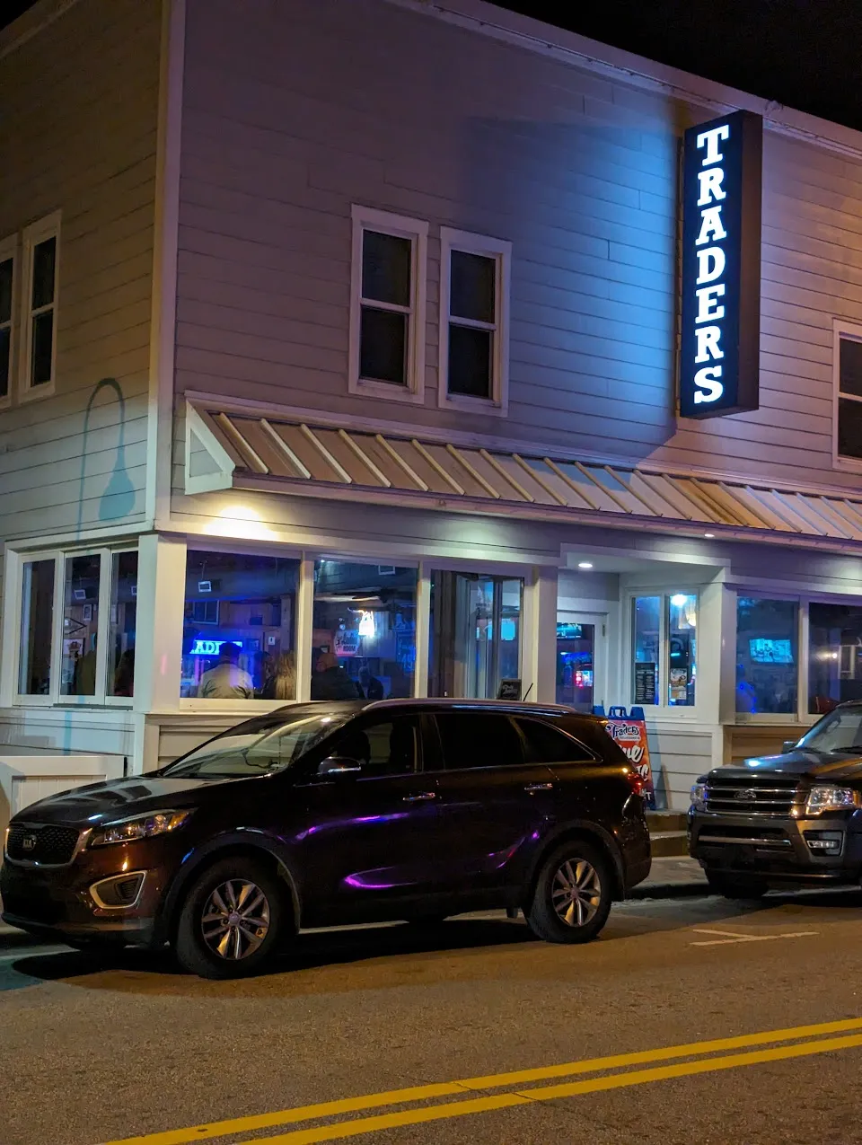 Traders Sports Bar