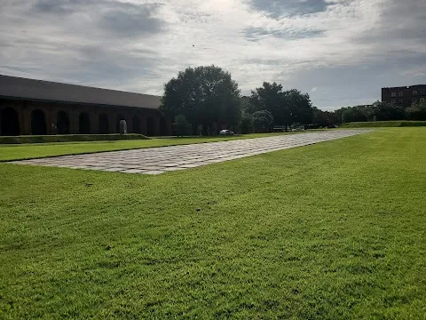 Tricentennial Park