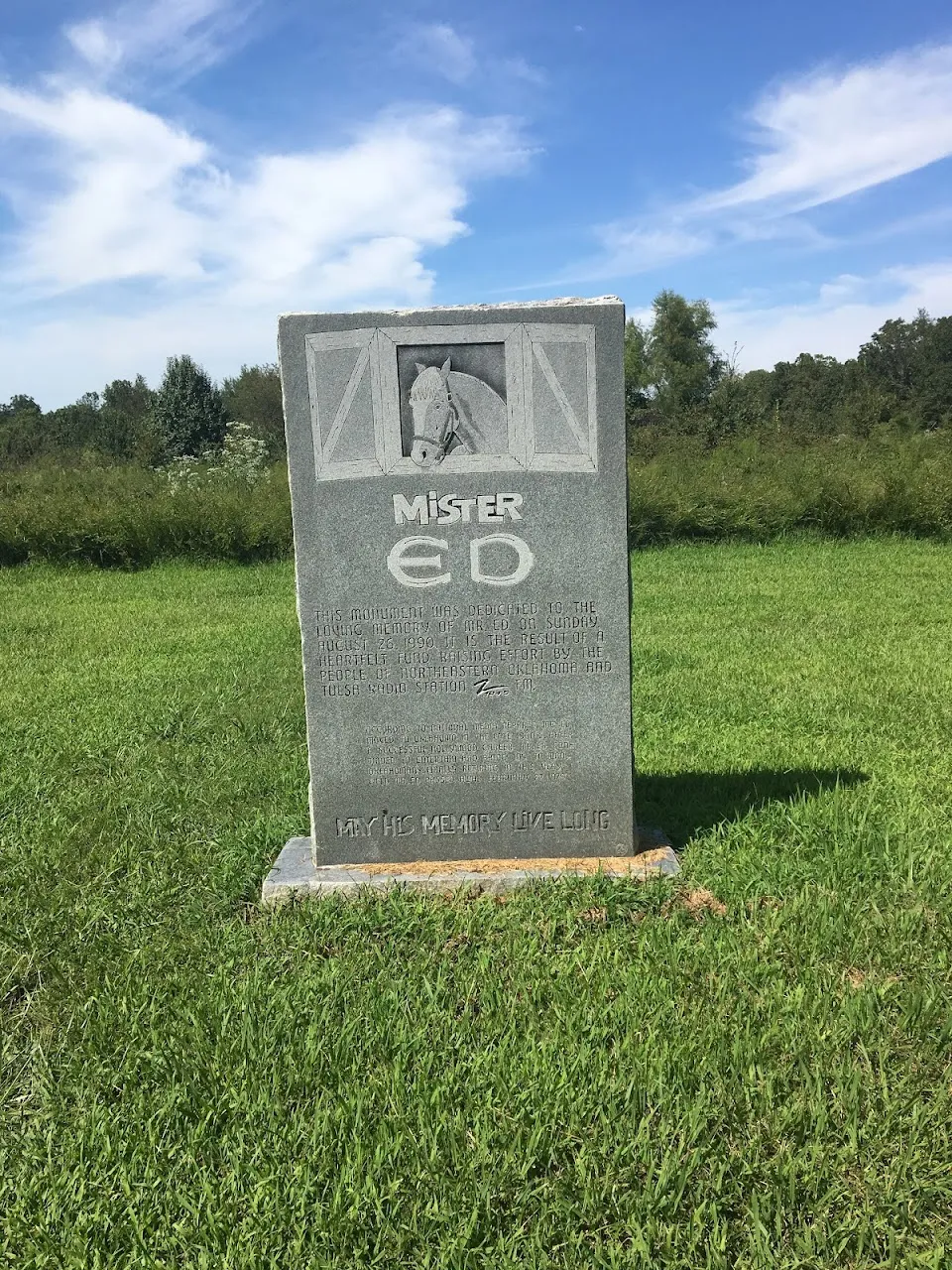 Mister Ed's Grave
