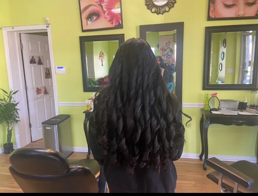 Julie's Beauty Salon