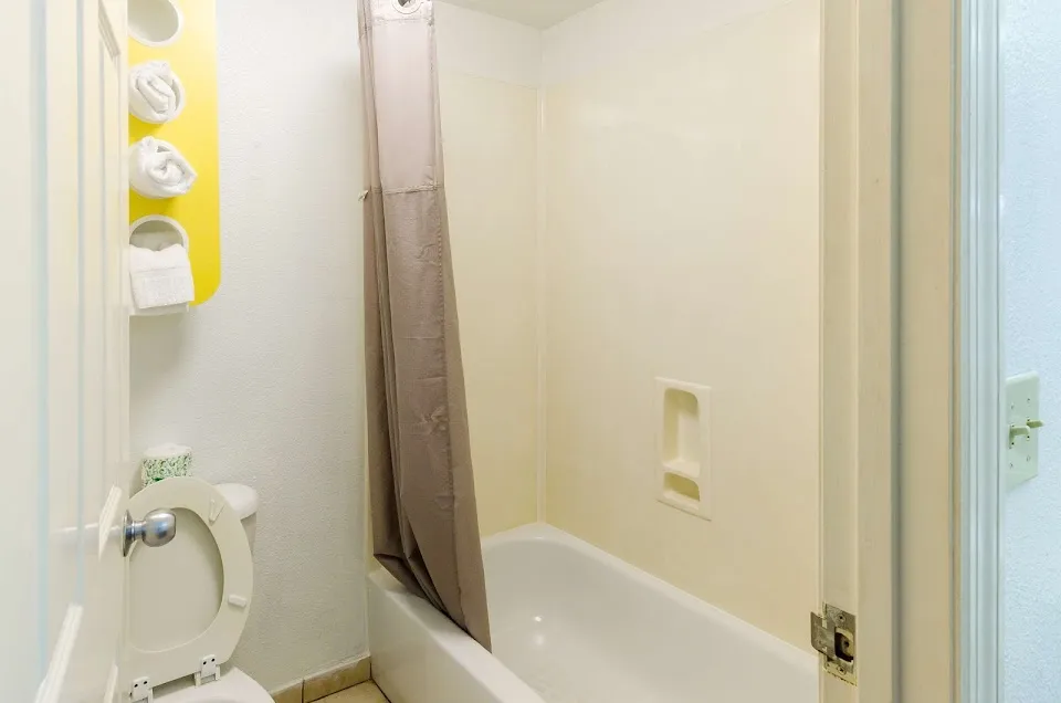 Motel 6 Pooler, GA - Savannah Airport