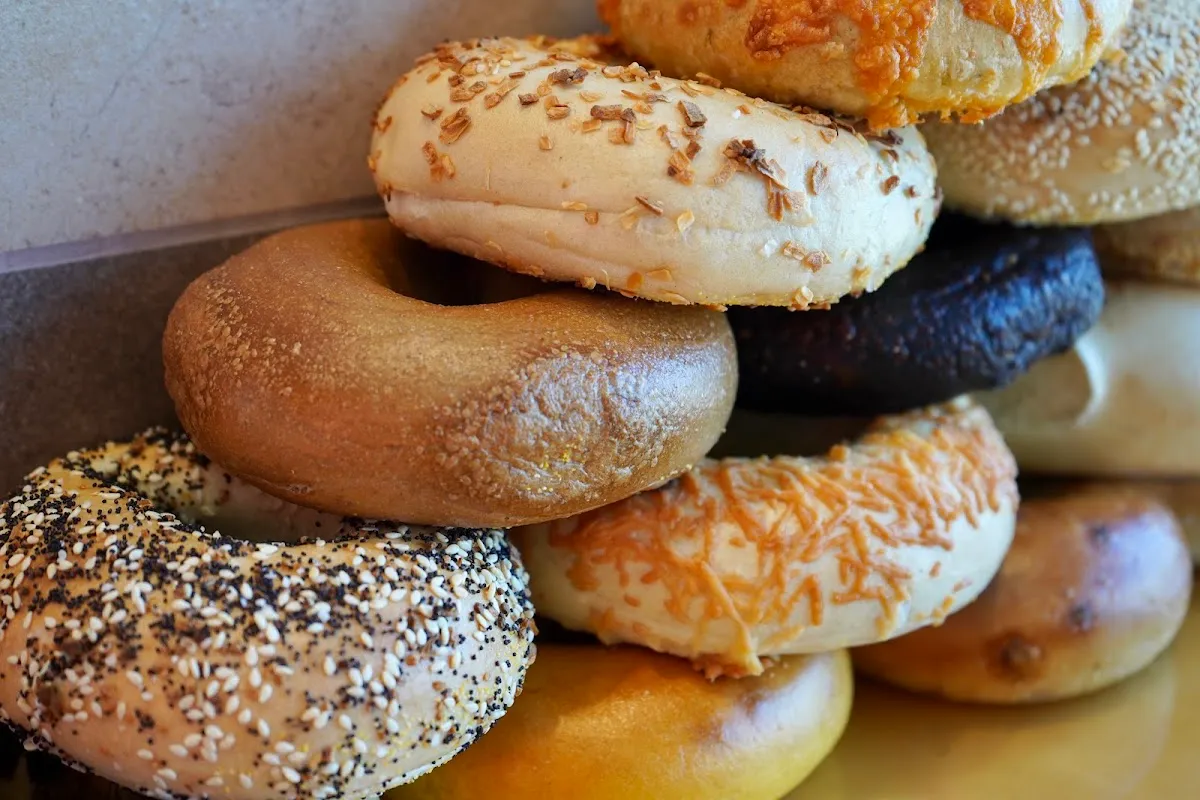 Bagels ‘n Grinds
