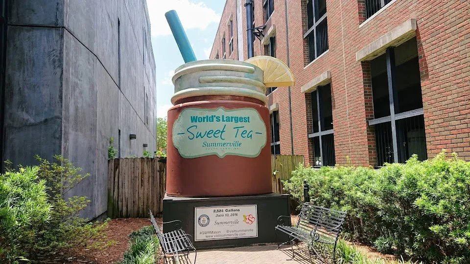 World's Largest Sweet Tea