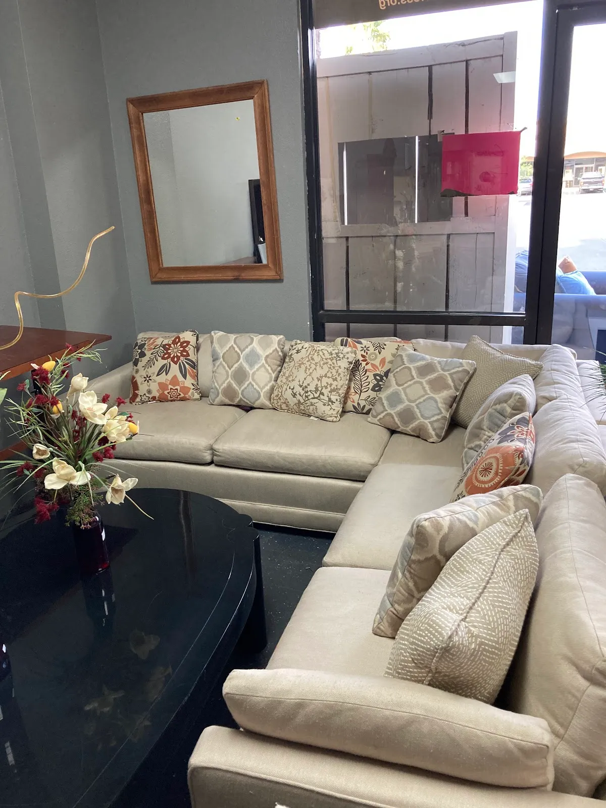 Foss Resale House