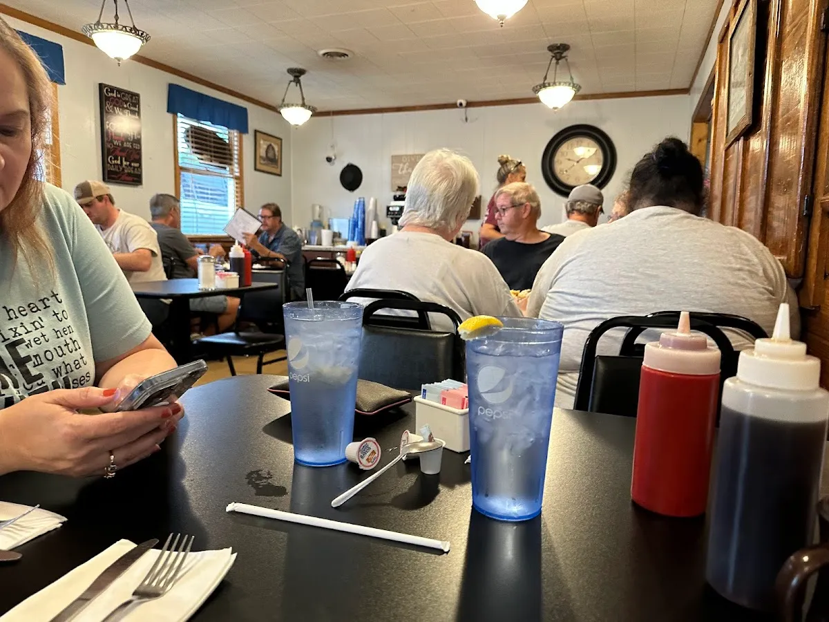 Larry's Restaurant