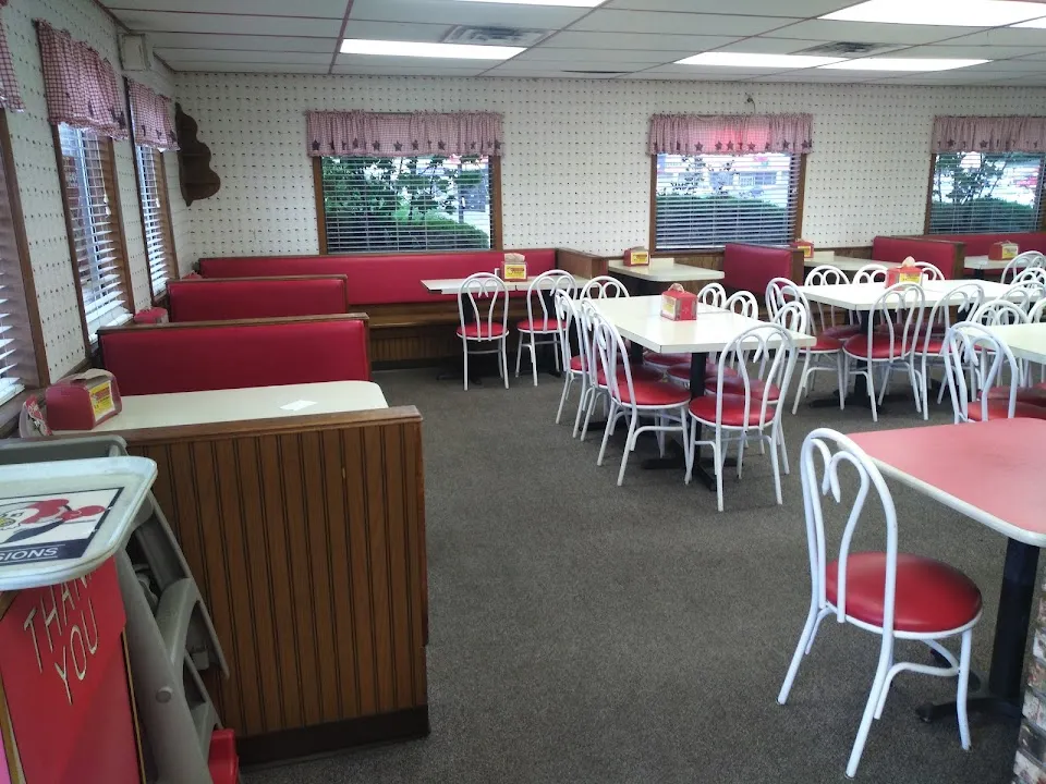 Charlie's Chicken & Barbecue