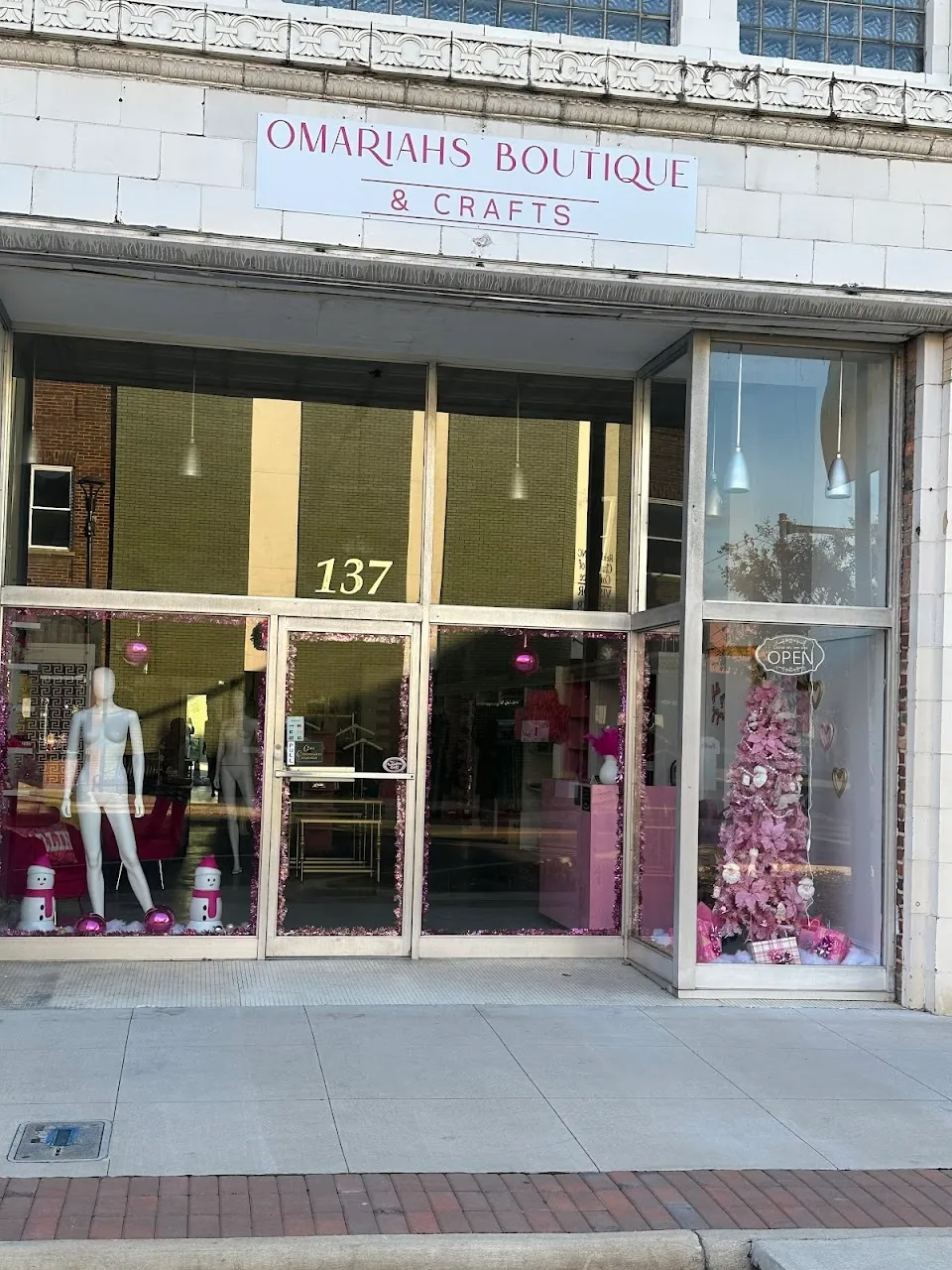 Omariahs Boutique & Crafts