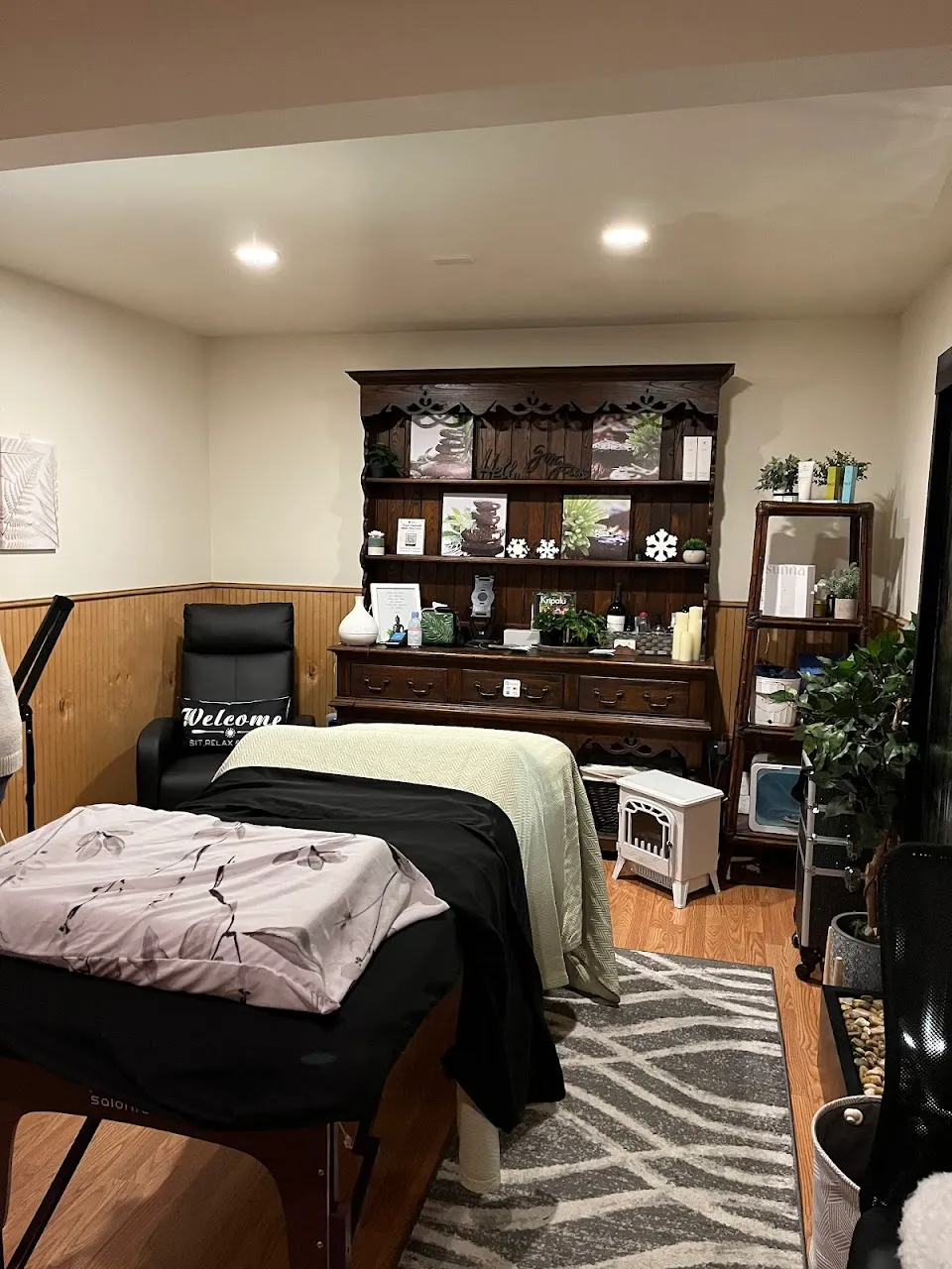 Refresh & Renew Spa & Boutique