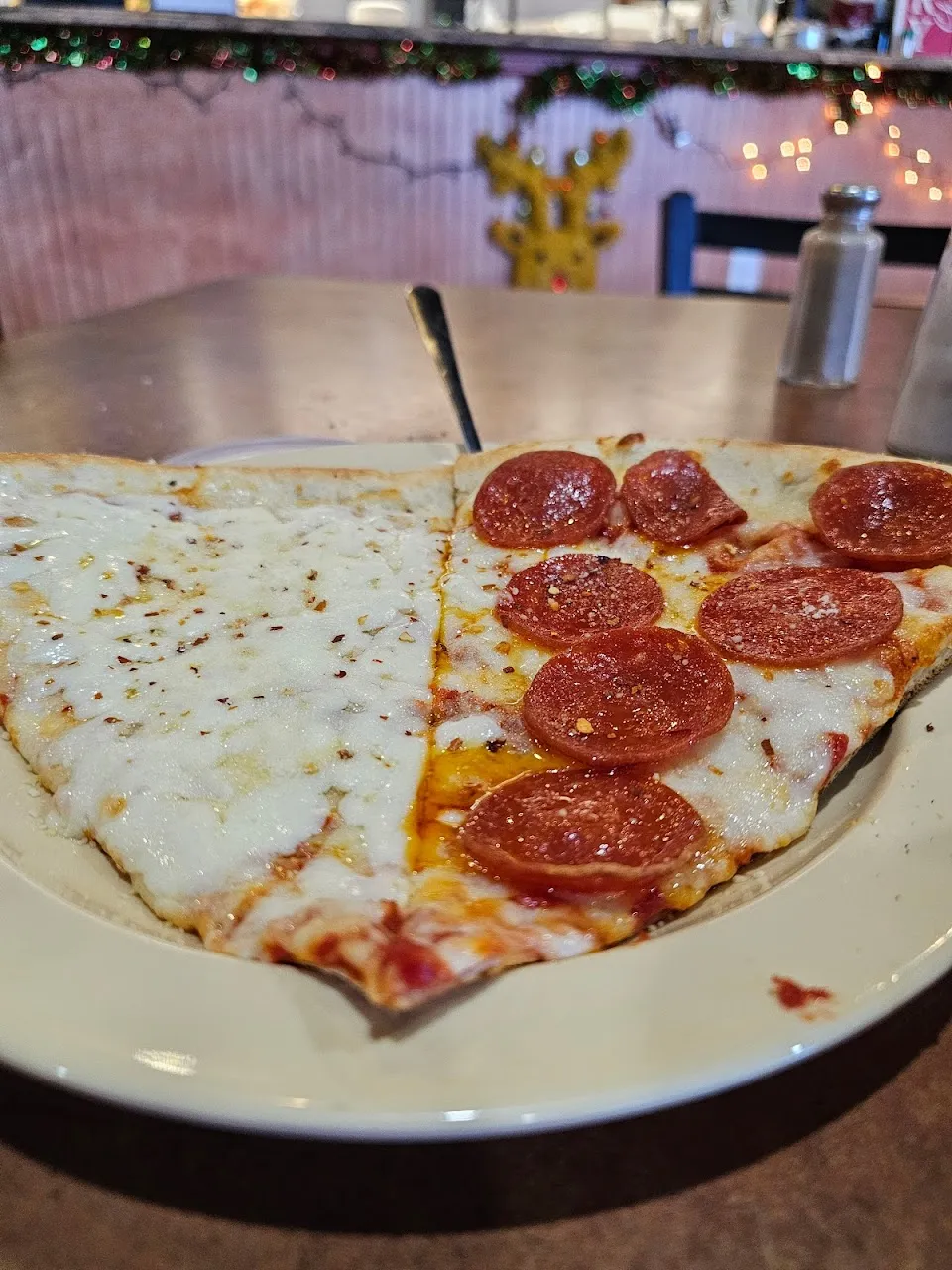 Elizabeth Pizza - Wentworth