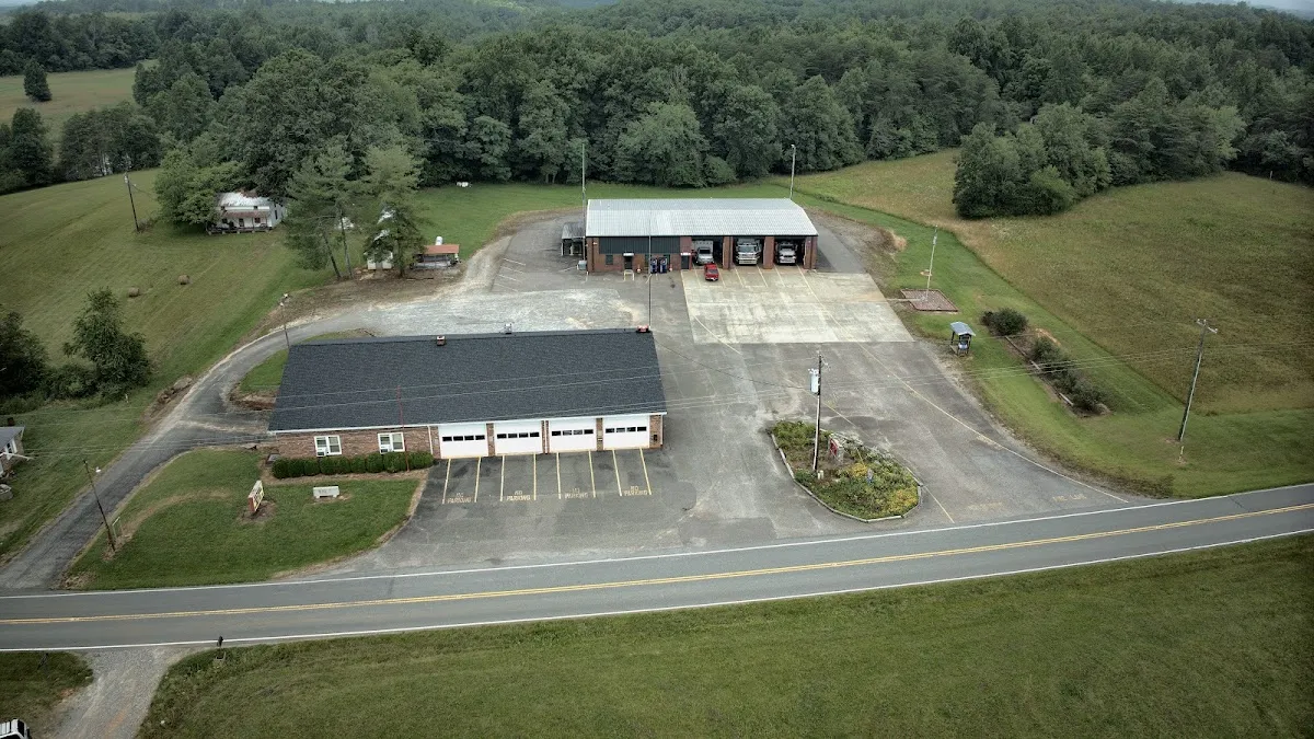 Francisco Community Building